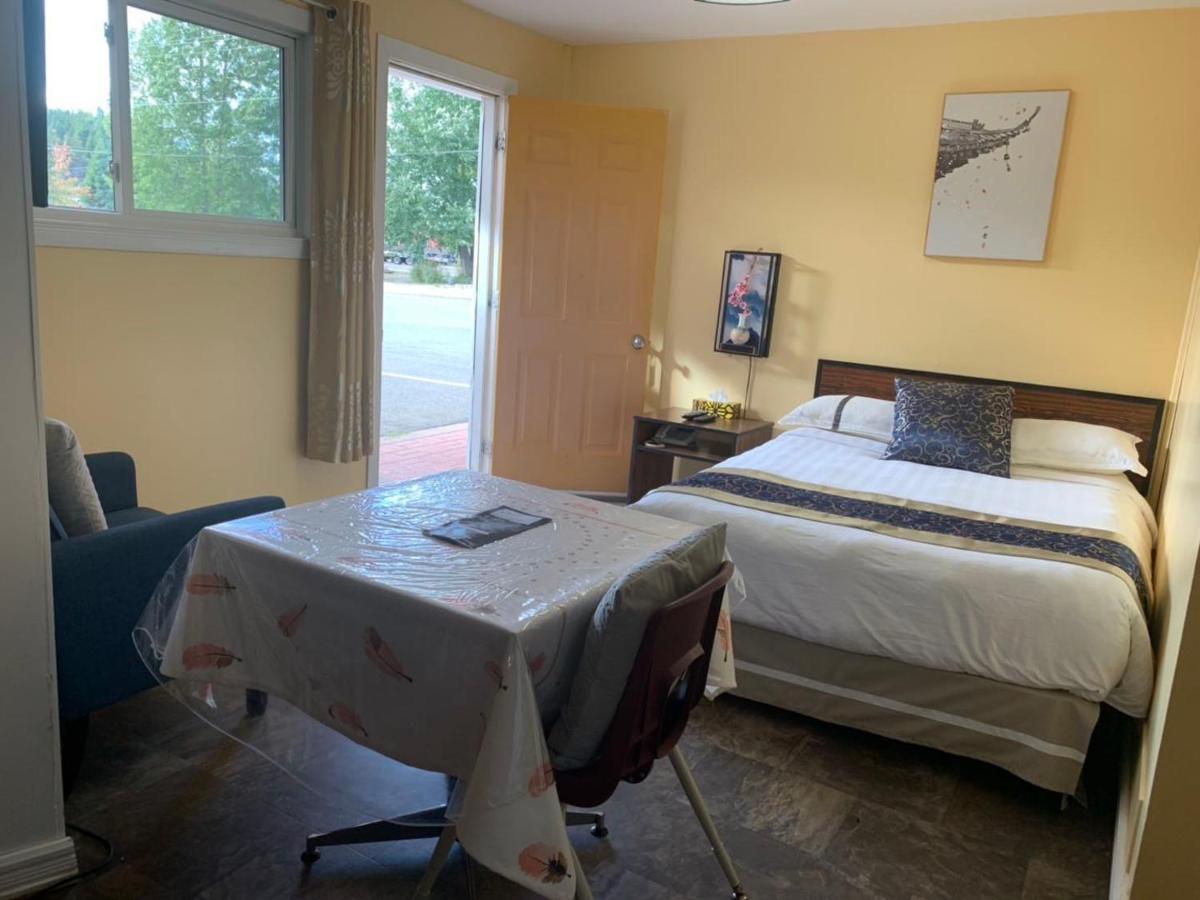 Marie'S Motel & Shanghai Restaurant Springdale Экстерьер фото